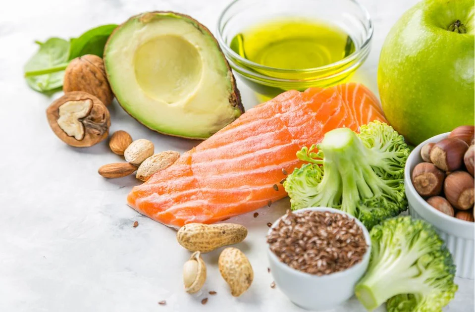 How to Do Keto Naturally Without Processed Foods 3 Natural Knows clean keto